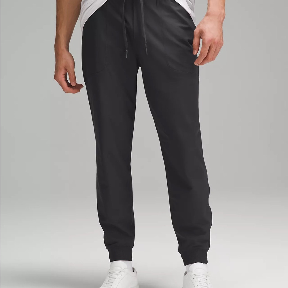 NWT Lululemon Men's ABC Black Jogger Pants 😎